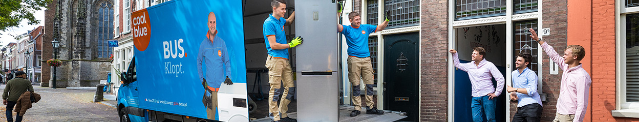 How does our installation service for fridges and freezers work?