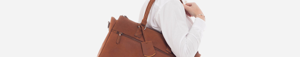 What is the build quality of a shoulder bag?