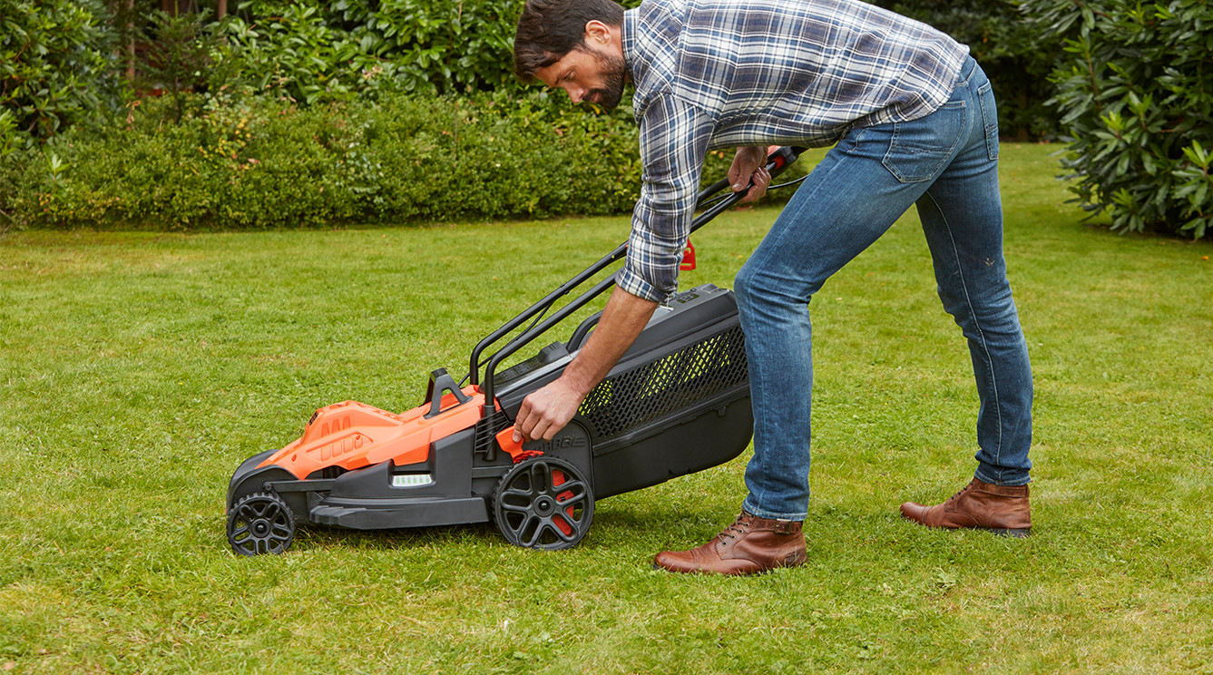 BLACK+DECKER lawn mower of the season