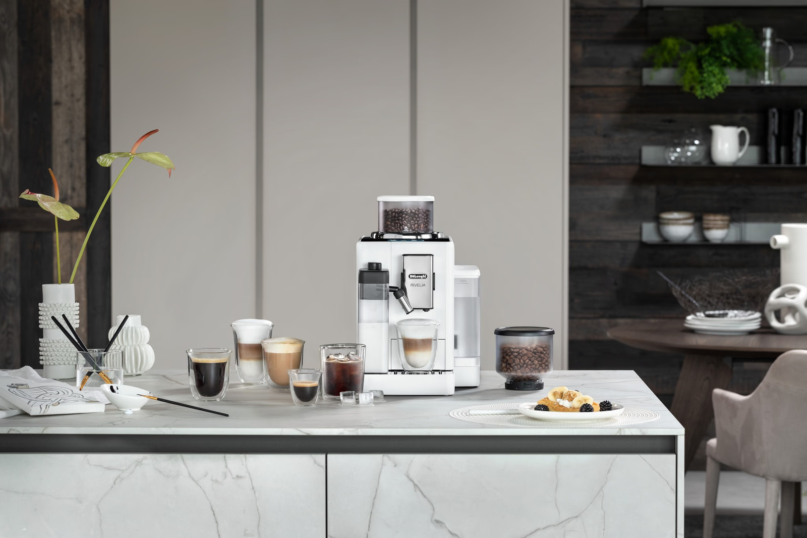 Notre machine à café entièrement automatique en vedette
