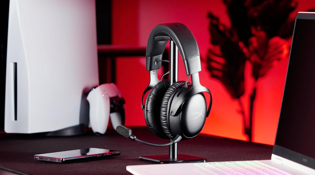 Immergez-vous dans vos jeux avec le HyperX Cloud III S Wireless Noir