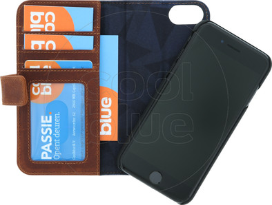 Decoded Wallet Apple iPhone SE 2022 / SE 2020 / 8 / 7 2-in-1 Case Leather Brown is no longer available