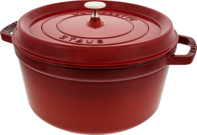 Staub Round Dutch Oven 28cm Red is no longer available