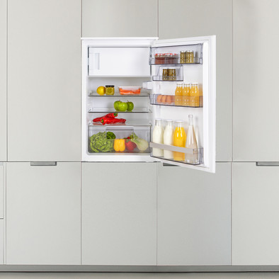 Le produit AEG SFB58821AS ne sera plus jamais disponible