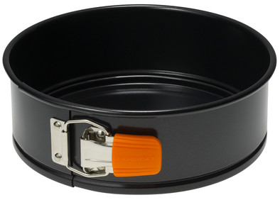 Le Creuset Non-stick Springform Pan 26cm is no longer available