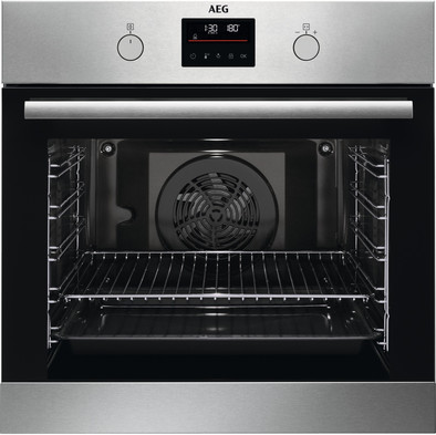 Le produit AEG BPB355061M SteamBake ne sera plus jamais disponible