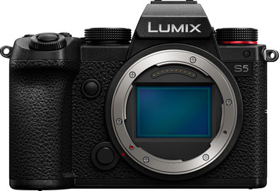 Le produit Panasonic Lumix DC-S5 Boitier + 50 mm f/1.8 ne sera plus jamais disponible