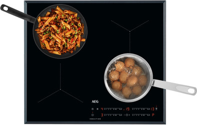 Le produit AEG IKB64431FB Hob2Hood ne sera plus jamais disponible