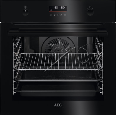 Le produit AEG BPE546060B SteamBake ne sera plus jamais disponible