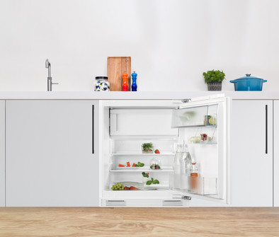 Le produit AEG OSF6I82EF ne sera plus jamais disponible