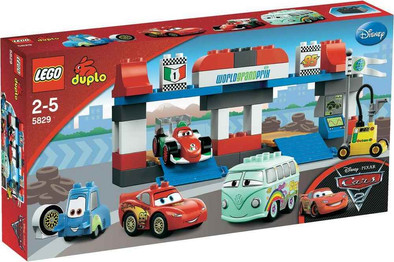Duplo Cars Pit stop 5829 is nooit meer leverbaar