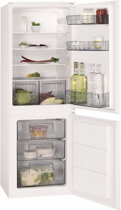 Le produit AEG SCB41611LS ne sera plus jamais disponible