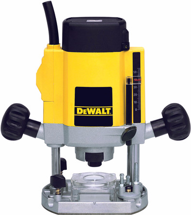 Le produit DeWalt DW615 ne sera plus jamais disponible