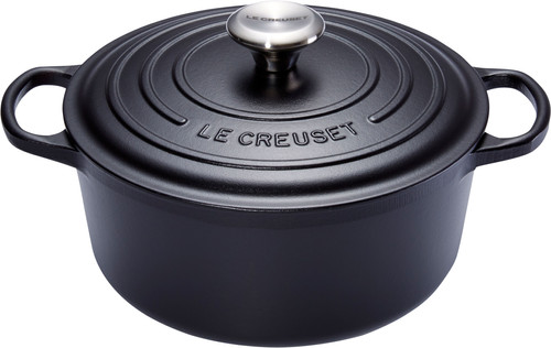 Le Creuset Round Dutch Oven 24cm Black Main Image