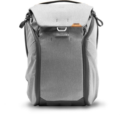 Peak Design Everyday Backpack 20 L v2 Ash Main Image