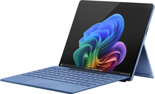 Microsoft Surface Pro Copilot+ PC Snapdragon X Elite / 16GB / 512GB Sapphire Main Image