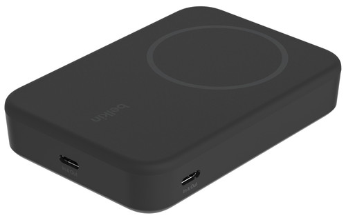 Belkin Batterie Externe Sans Fil avec Aimant MagSafe et Charge Rapide 10 000 mAh Noir Main Image