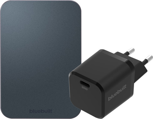 BlueBuilt Batterie Externe Sans Fil avec Aimant MagSafe 5000 mAh + Chargeur 30 W Noir Main Image