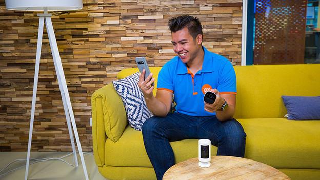 Spécialiste avec caméra IP