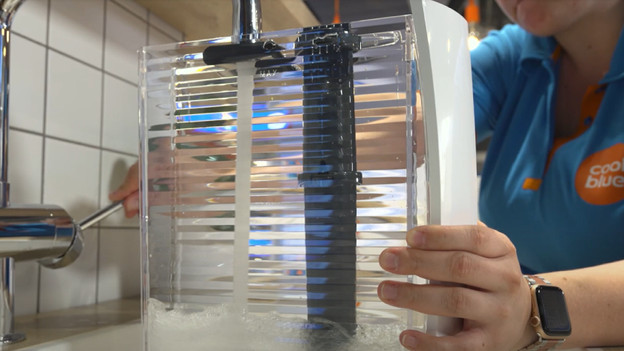 Set the water filter