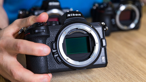 Nikon Z5: full-frame sensor with 24.3 megapixels