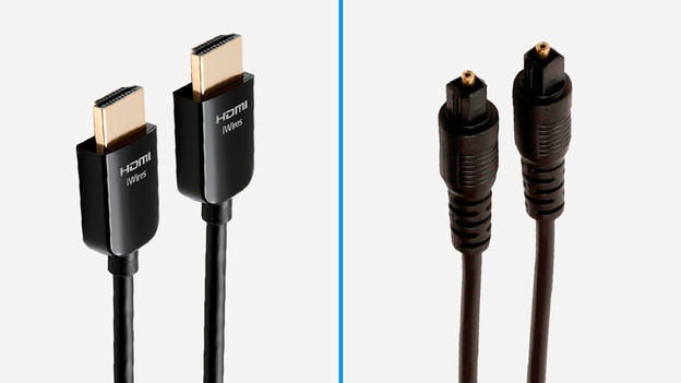 Câble HDMI et câble optique