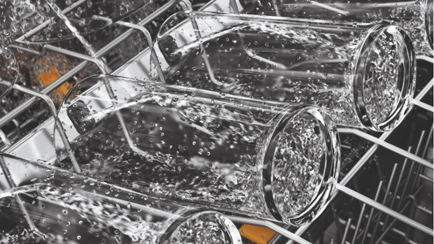 Glazen bovenin het SpaceClean rek