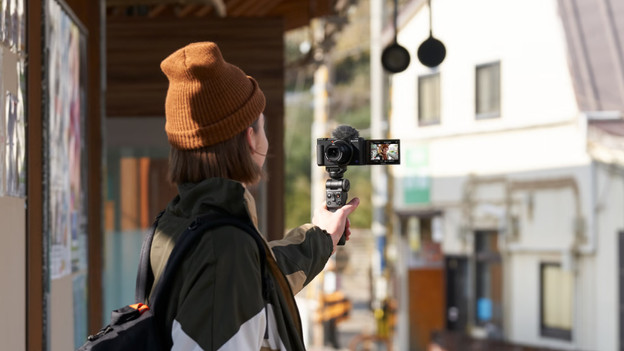 What setting options do you have with a compact camera?