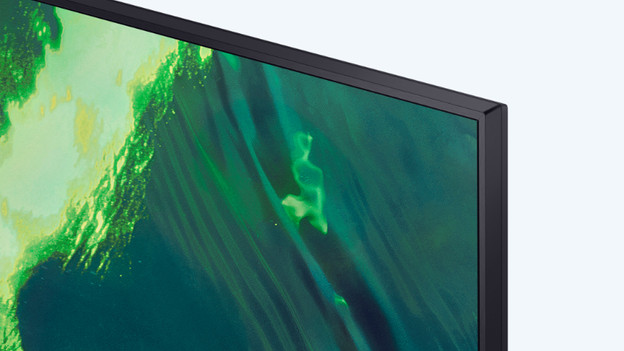 QLED Q74A : dalle 8 bits et edge lit