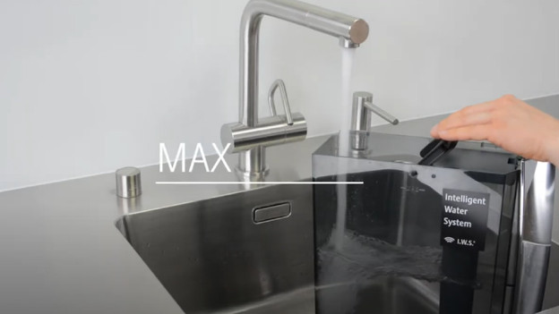 Remplissez le réservoir d'eau