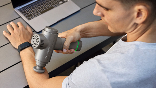 Hypervolt 2: 3 settings and 5 attachments