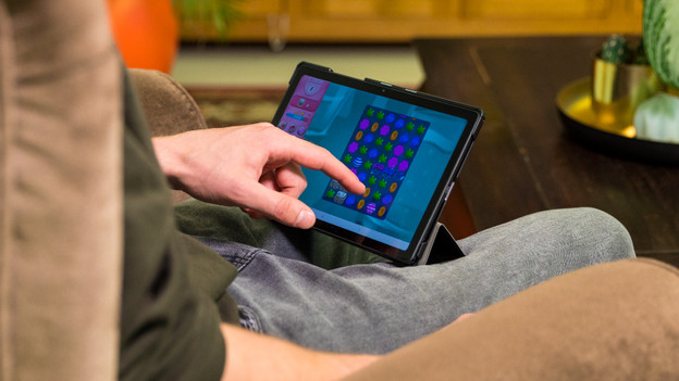 Play a game on an Android tablet