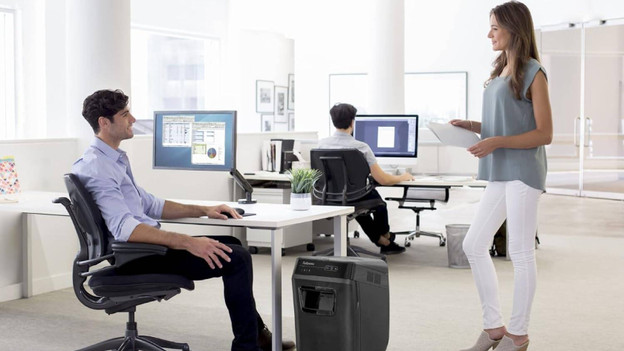 Fellowes Automax : grand bureau