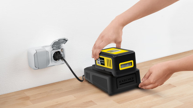 Kärcher 18V battery in the charger