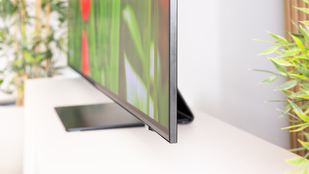 dun ontwerp samsung oled s95f