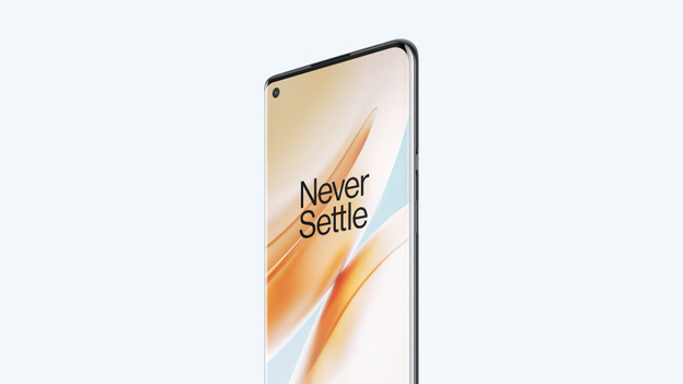 OnePlus 8 : batterie plus petite, charge plus lente