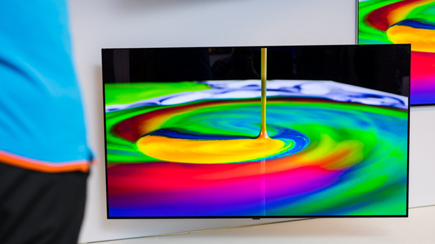 Color representation and brightness of the LG OLED B3