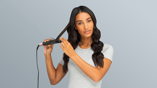 Hair straightener: curls with the right technique