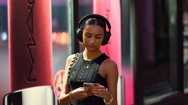 Sony WH-1000XM5 met noise cancelling