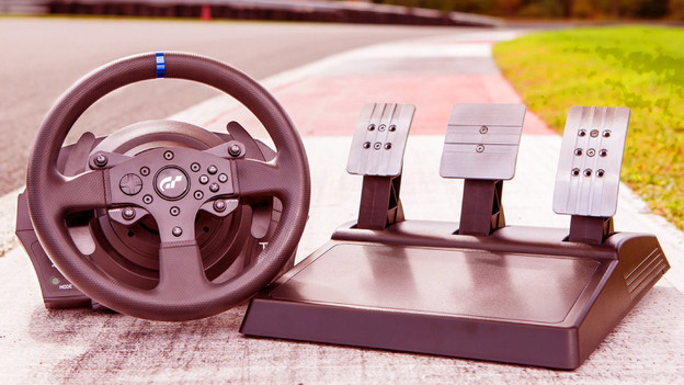 T300 RS GT: adjust the pedals