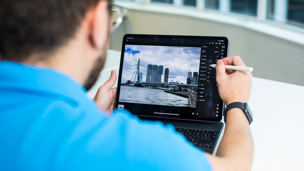 Edit photos iPad Pro (2021)
