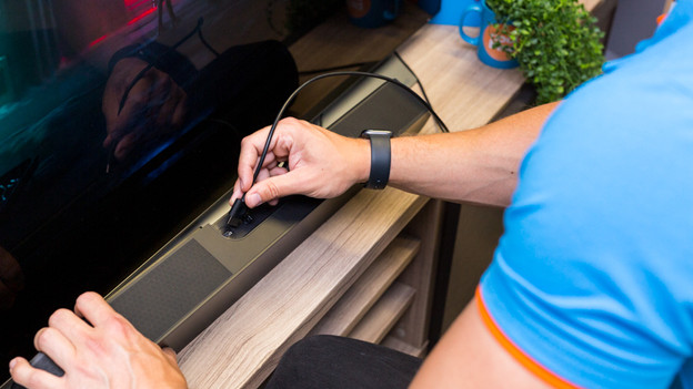 Sonos Beam Gen2: HDMI and optical connector