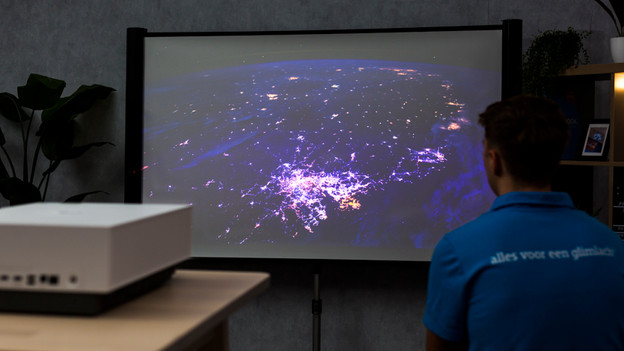 Contraste clair et sombre LG HU810PW Cinebeam