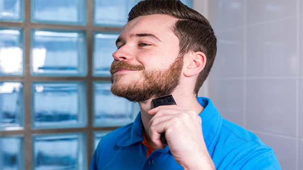 Shaving with a Philips electric shaver