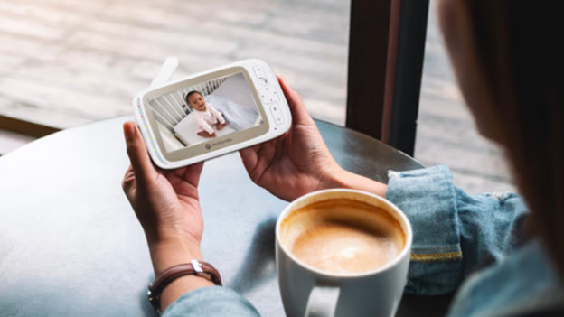 Babyphone vidéo : dépend de la batterie interne