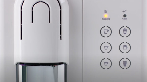 Sur le dessus de la machine, vous pouvez voir quand il est temps de détartrer