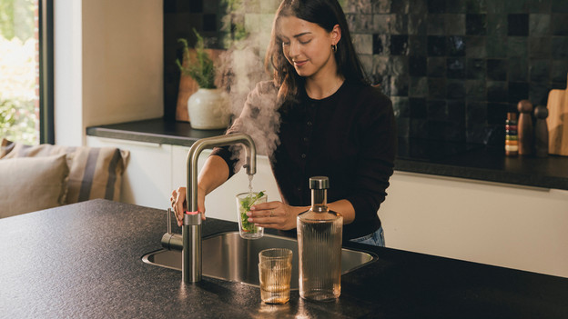 Ontvang een glazen set met karaf bij aankoop van een Quooker systeem
