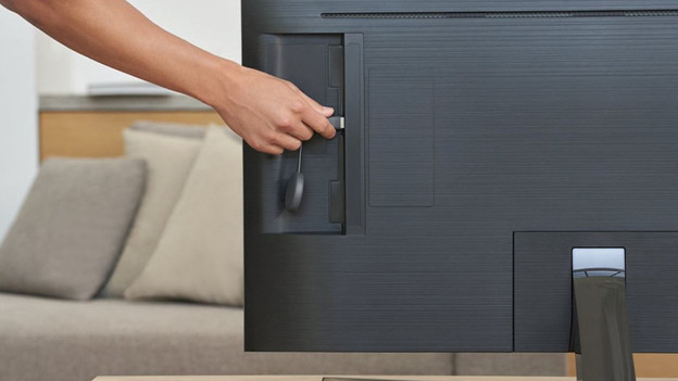 Chromecast in TV and streaming via DLNA