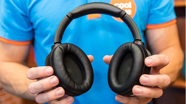 Headphones with transmitter