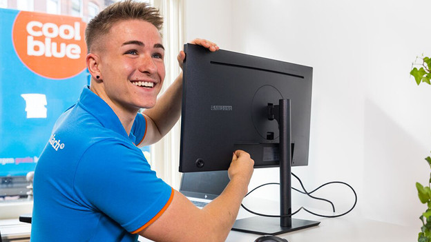 Step 4: connect your laptop to your peripherals